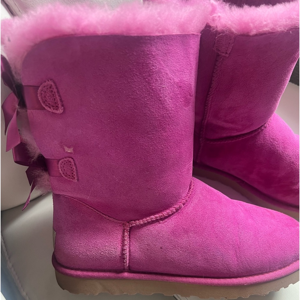 UGG Bailey bow RARE COLOR